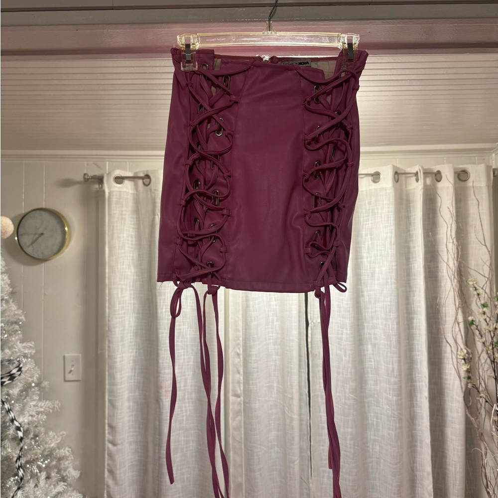 Elegant Lace-Up Pink Skirt